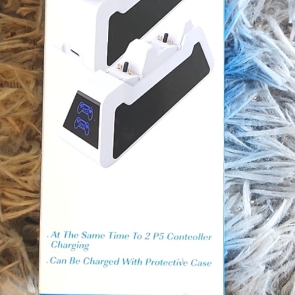 NeW PLAYSTATION 5 CONTROLLER DOCK NEW  charge 2 controllers at once pS5 - Picture 6 of 6